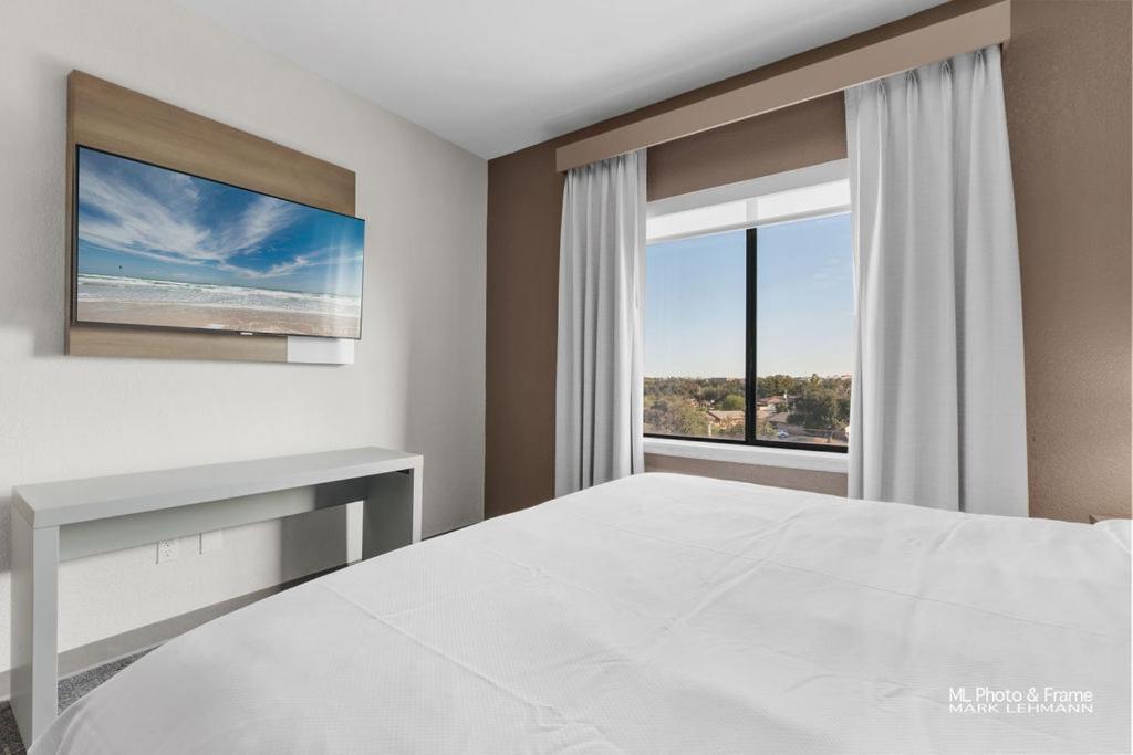 Comfort Suites Laredo Extérieur photo