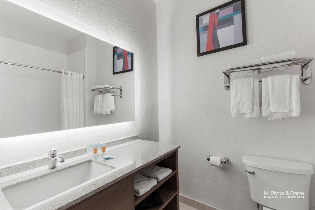 Comfort Suites Laredo Extérieur photo