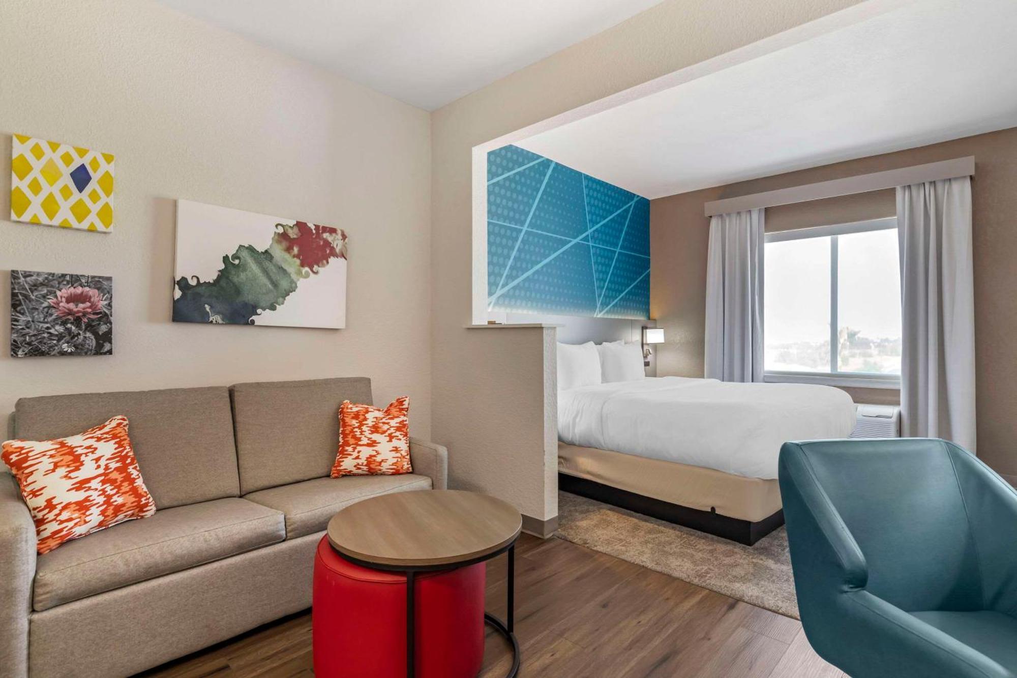 Comfort Suites Laredo Extérieur photo