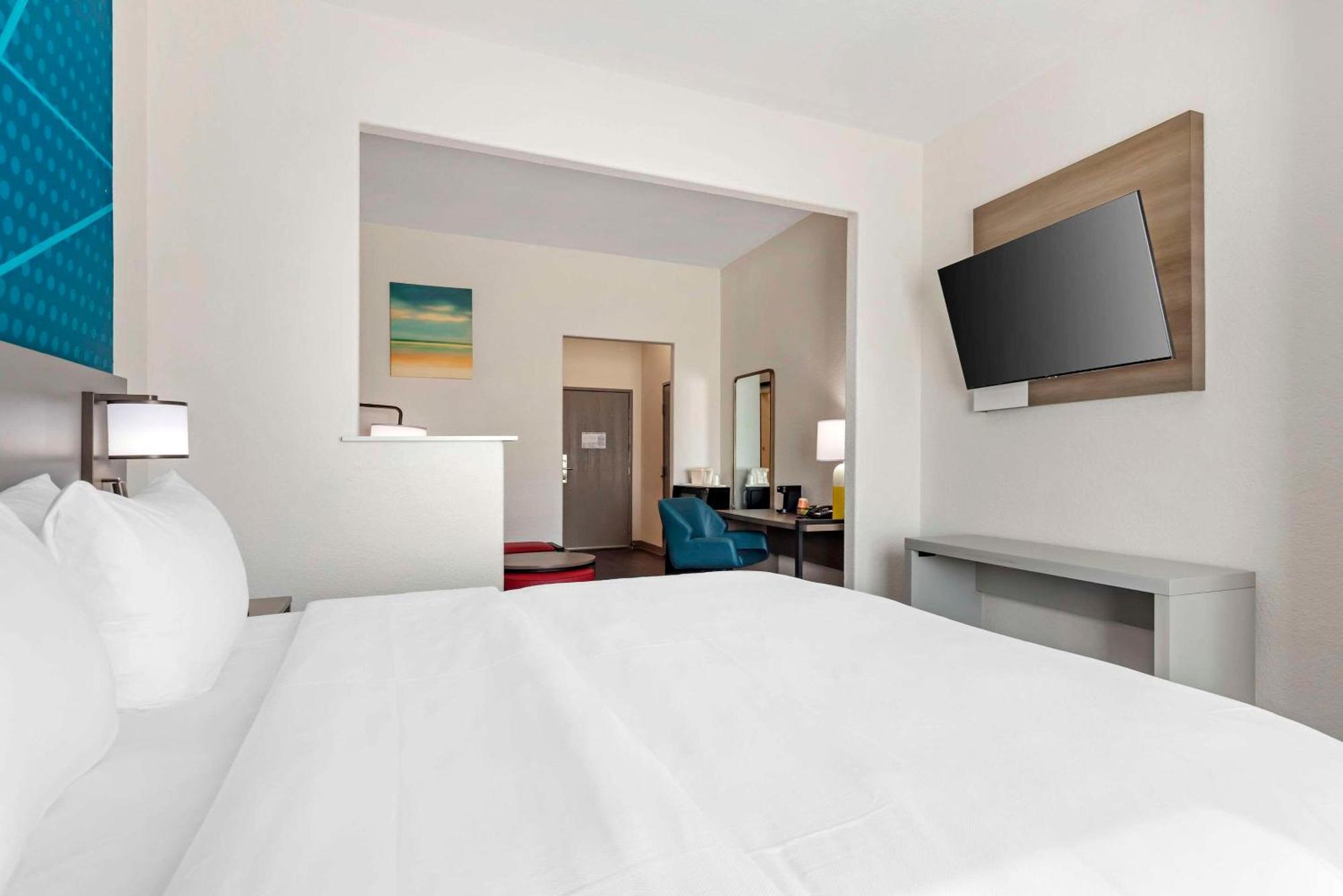 Comfort Suites Laredo Extérieur photo